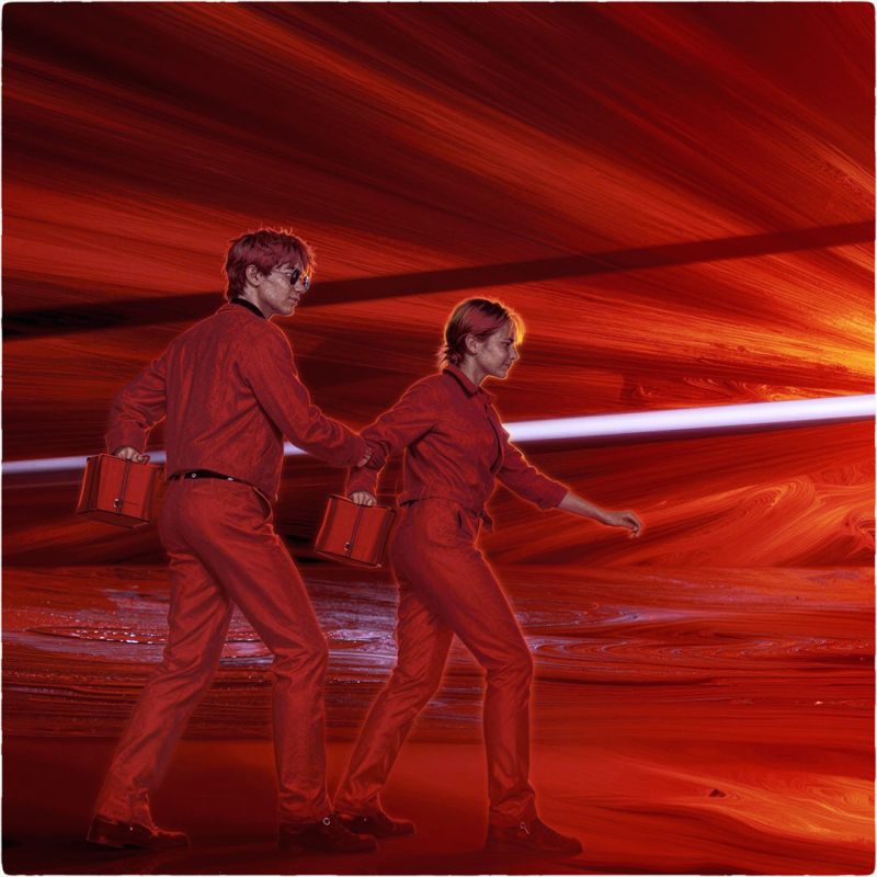 Red Water
Under a red sun, on the way to investigate the water
Keywords: Alan,Alan_Hauge,fantasy,sci-fi,people,water,